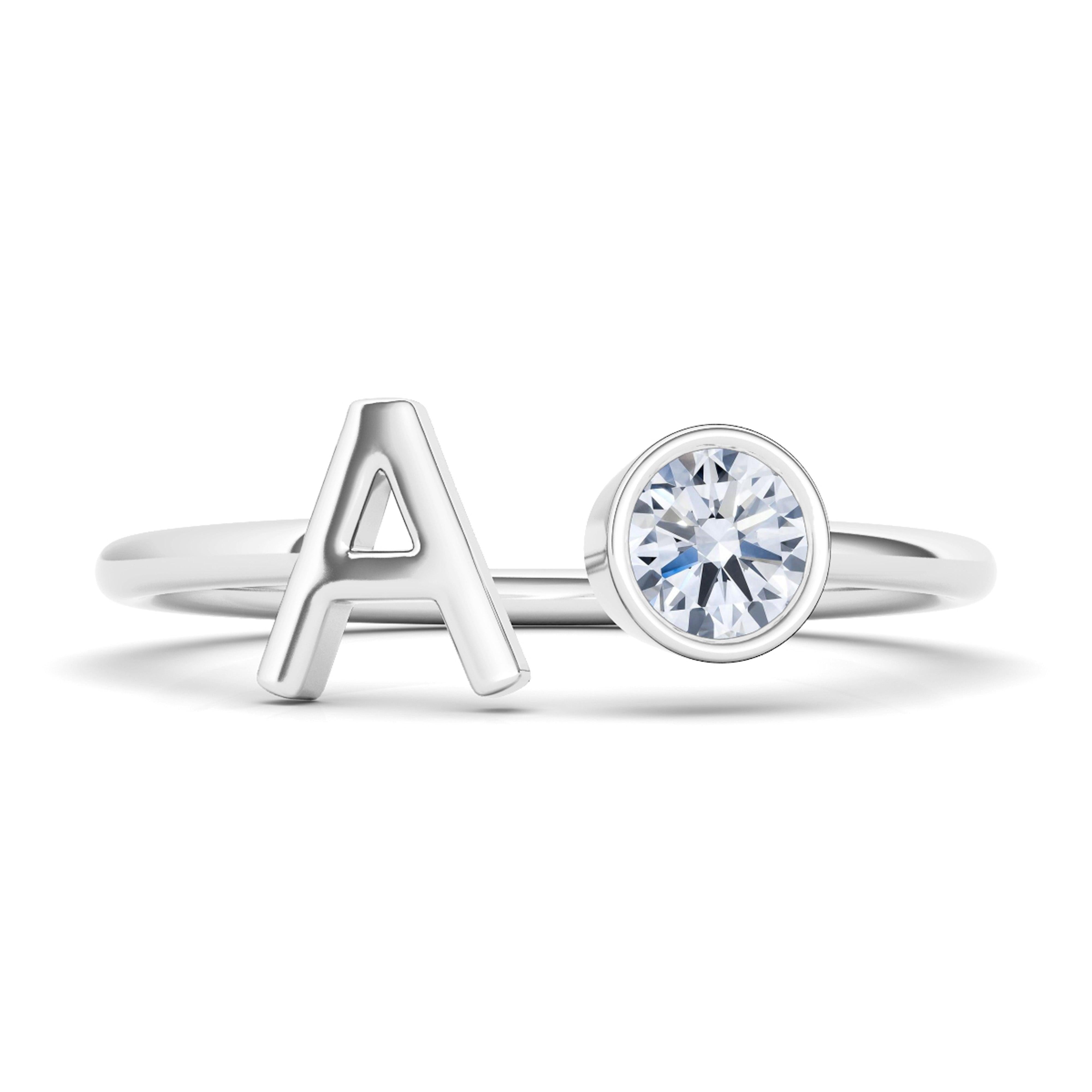 Letter ring deals with diamond